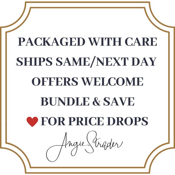 UNDER ARMOUR Women's Black Short Sleeve Locker Tee - Picture 8 of 8